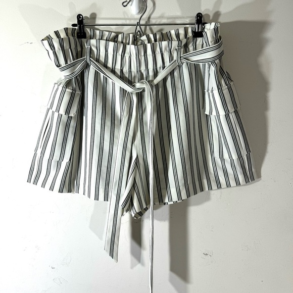 2/$35 Loft Paperbag Tie Waist Striped Cargo Shorts - Picture 3 of 10
